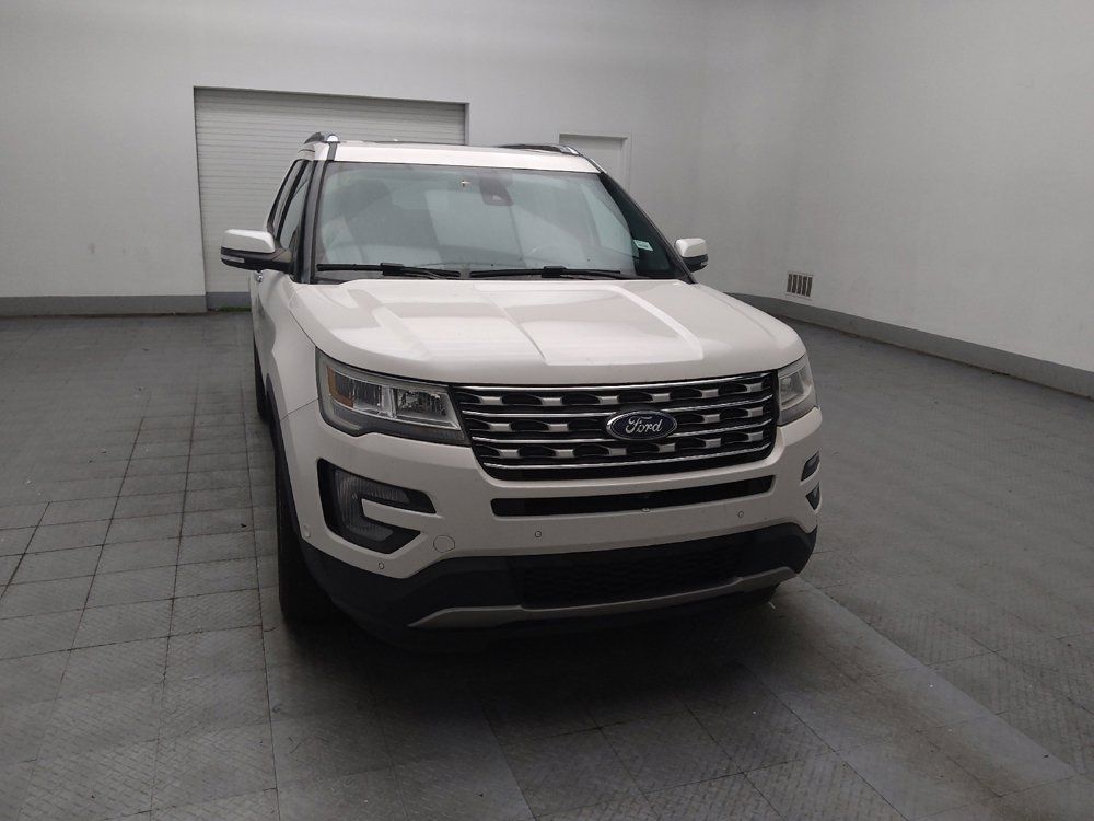 Used 2017 Ford Explorer Limited w/ Equipment Group 301A AWD/4WD image 14