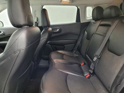 Used 2020 Jeep Compass Latitude image 18