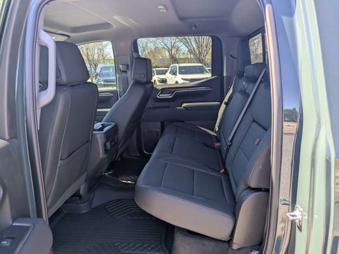 New 2026 Chevrolet Silverado 1500 LT Trail Boss w/ Convenience Package II AWD/4WD image 14