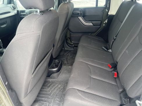 Used 2015 Jeep Wrangler Unlimited Sport w/ Quick Order Package 24S image 16