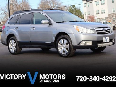 Used 2010 Subaru Outback 3.6R Limited image 1