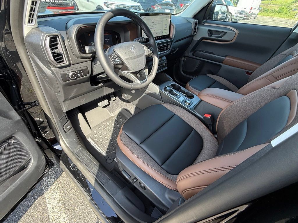 New 2026 Ford Bronco Sport Outer Banks AWD/4WD image 16