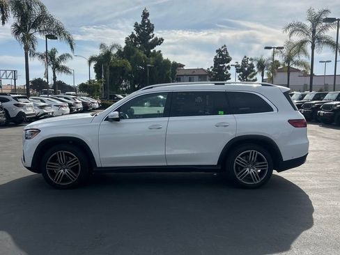 Used 2025 Mercedes-Benz GLS 450 4MATIC image 8
