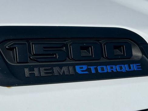 Used 2021 RAM 1500 Big Horn w/ Built-to-serve Edition AWD/4WD image 9