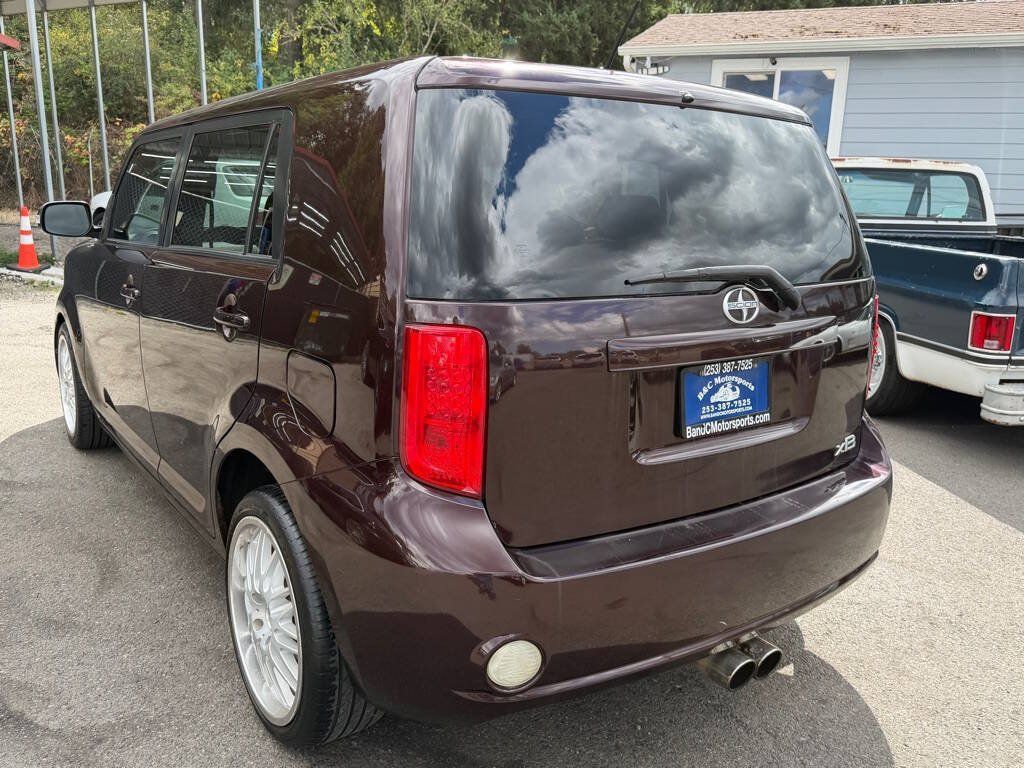 Used 2009 Scion xB FWD image 21