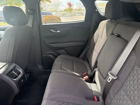Used 2022 Chevrolet Blazer LT image 18