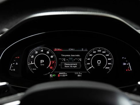 Used 2022 Audi RS Q8 w/ Black Optic Package AWD/4WD image 20