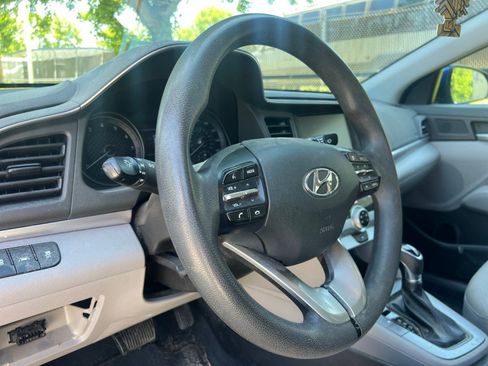Used 2019 Hyundai Elantra SEL FWD image 11