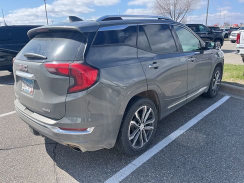 Used 2018 GMC Terrain Denali image 3
