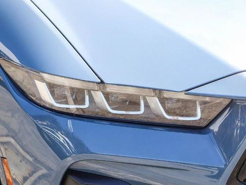 Certified 2025 Ford Mustang GT RWD image 4