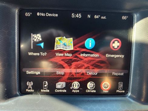 Used 2015 Dodge Charger SXT image 31