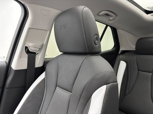 New 2026 Buick Envision Sport Touring AWD/4WD image 43