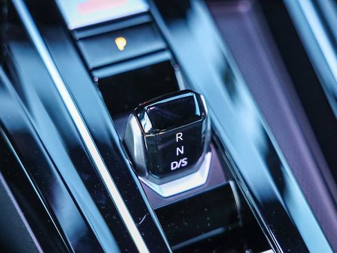 New 2026 Volkswagen GTI SE image 32