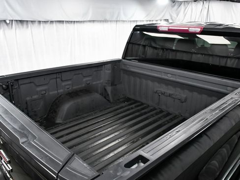 Used 2022 GMC Sierra 1500 AT4 image 97