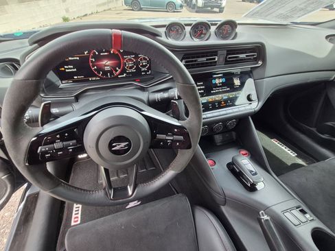 Used 2024 Nissan Z NISMO w/ Floor Mat Package image 17
