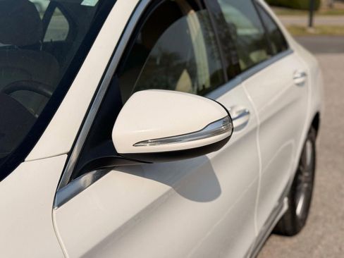 Used 2015 Mercedes-Benz C 300 4MATIC Sedan image 17