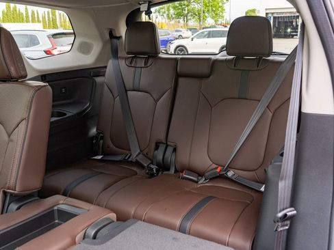 New 2025 Honda Pilot Elite image 12