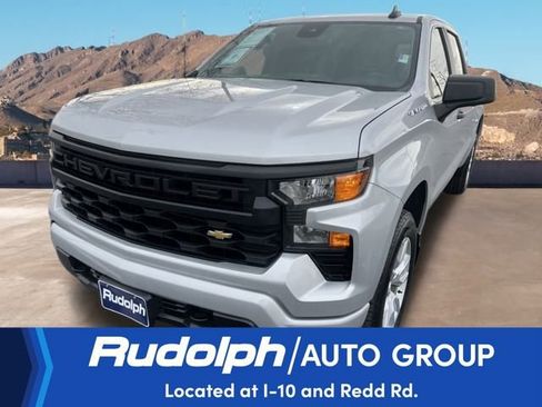 Used 2022 Chevrolet Silverado 1500 Custom image 1