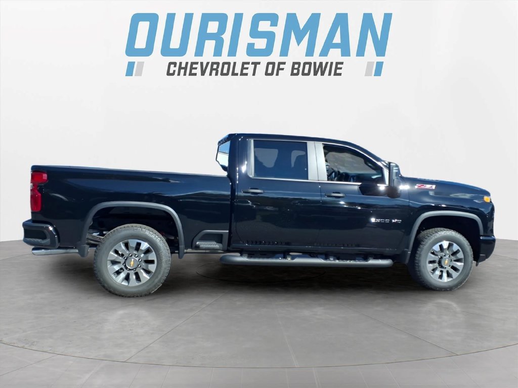 New 2026 Chevrolet Silverado 2500 Custom w/ Z71 Off-Road Package AWD/4WD image 2