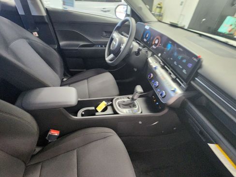 New 2026 Hyundai Kona SE image 28