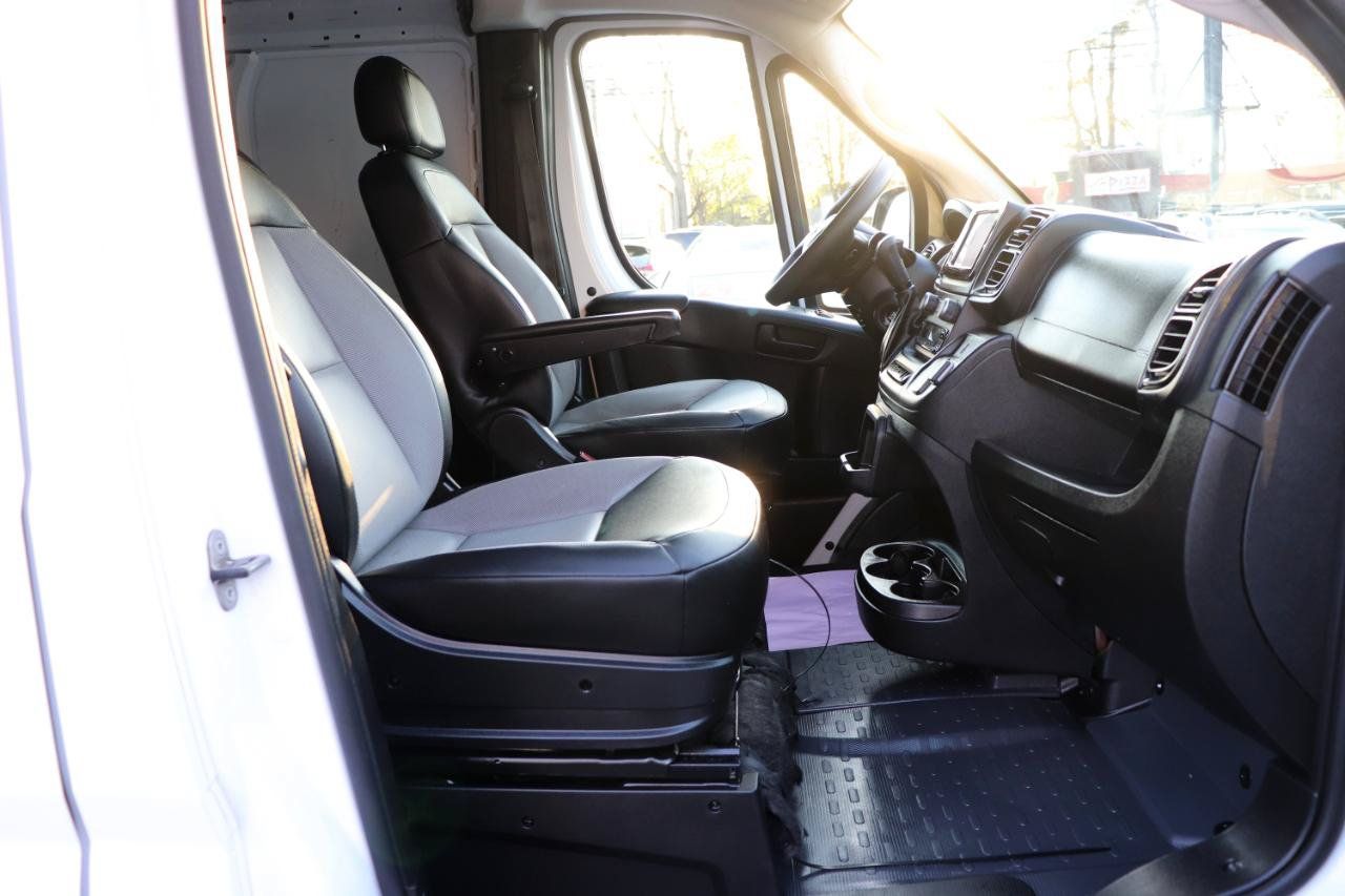 Used 2025 RAM ProMaster 2500 w/ Convenience Group FWD image 13