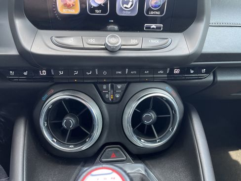 Used 2017 Chevrolet Camaro SS image 43