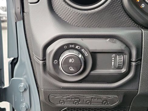 New 2026 Jeep Gladiator Rubicon image 7