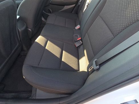 Used 2019 Hyundai Elantra SE w/ Cargo Package image 24