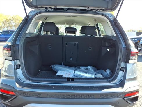 New 2026 Volkswagen Taos S image 10