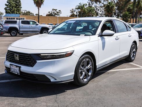 Certified 2023 Honda Accord EX image 20