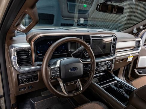 Used 2026 Ford F450 King Ranch w/ Chrome Package image 17