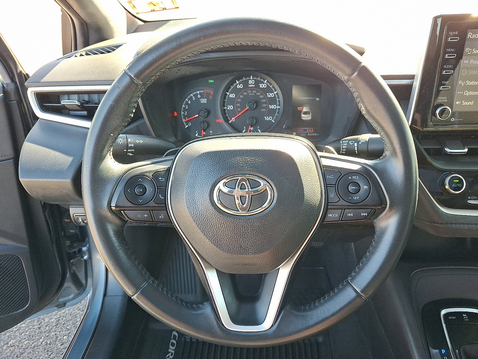 Used 2020 Toyota Corolla SE w/ SE Premium Package FWD image 20