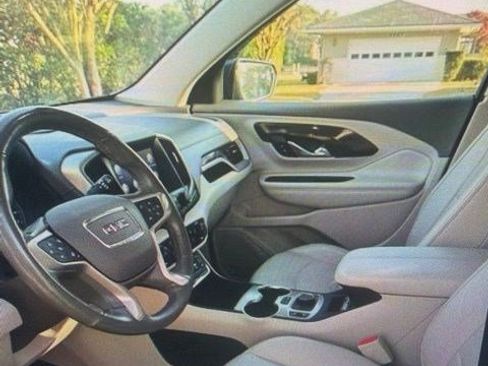 Used 2020 GMC Terrain Denali w/ Denali Premium Package FWD image 10