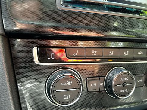 Used 2016 Volkswagen GTI Autobahn w/ Lighting Package (SEL) image 21