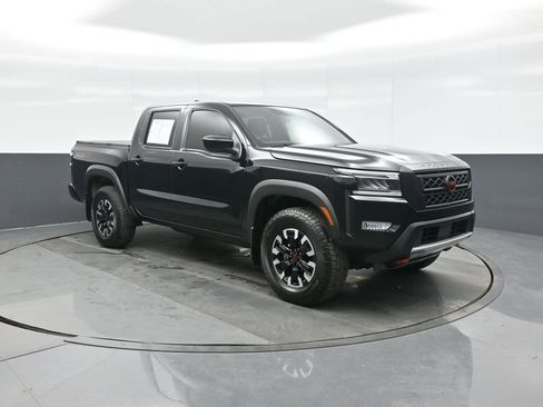 Used 2024 Nissan Frontier PRO-4X w/ Technology Package image 1