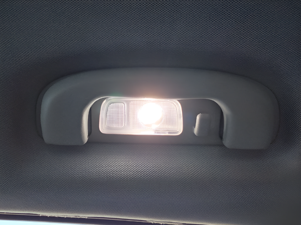 Used 2023 Chevrolet Equinox LT w/ LPO, Floor Liner Package AWD/4WD image 22