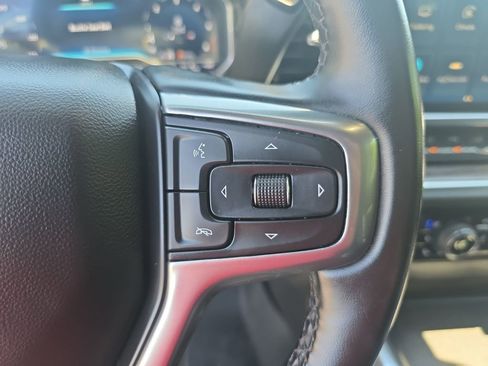 Used 2024 Chevrolet Silverado 2500 LTZ w/ LTZ Convenience Package AWD/4WD image 19