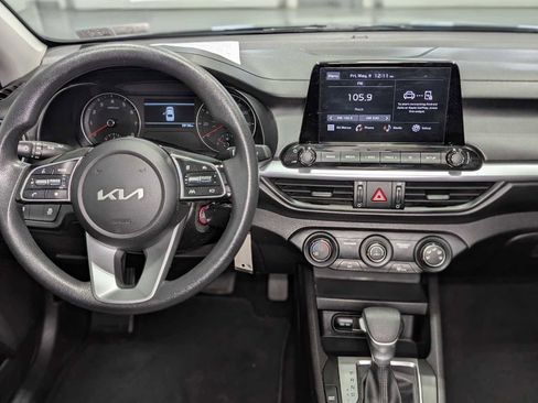 Certified 2023 Kia Forte LXS w/ LXS Technology Package FWD image 5