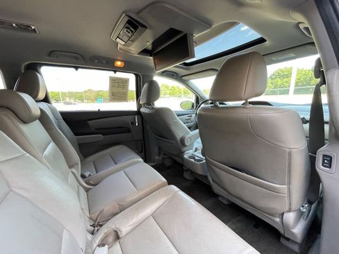 Used 2014 Honda Odyssey Touring image 25