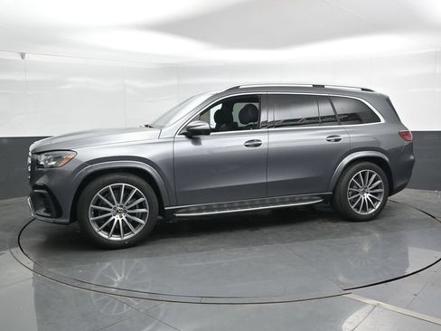 New 2026 Mercedes-Benz GLS 580 4MATIC image 6