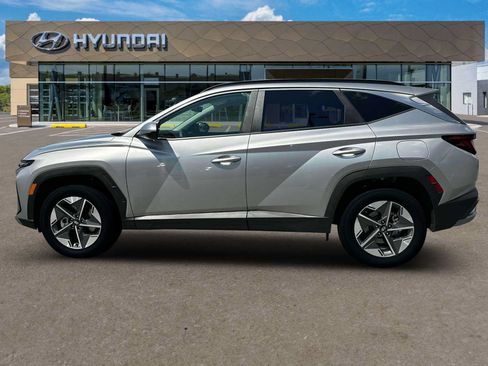 Used 2025 Hyundai Tucson SEL FWD image 34