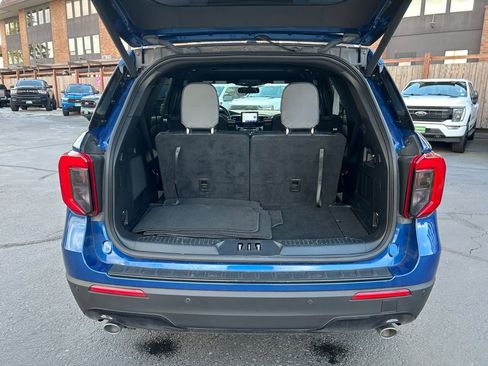 Used 2023 Ford Explorer ST-Line AWD/4WD image 25