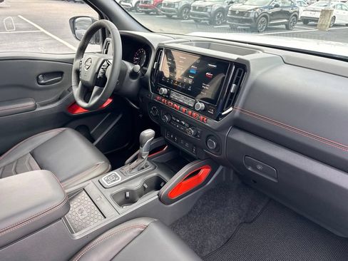 New 2026 Nissan Frontier PRO-4X w/ Pro Premium Package AWD/4WD image 19