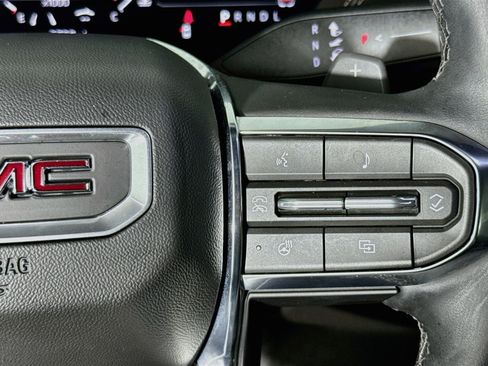 Used 2026 GMC Yukon Elevation RWD image 13