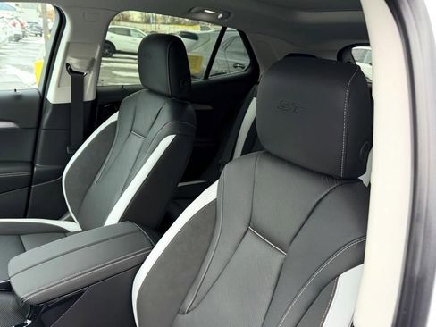 New 2026 Buick Envision Sport Touring AWD/4WD image 11