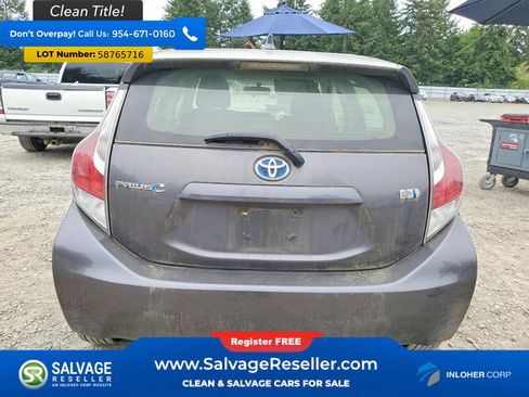 Used 2016 Toyota Prius C Two FWD image 8