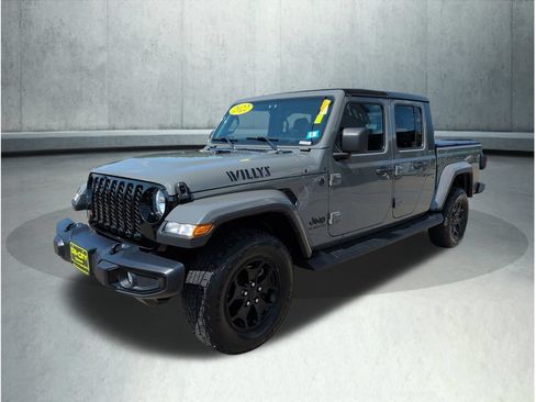 Used 2022 Jeep Gladiator Sport AWD/4WD image 1