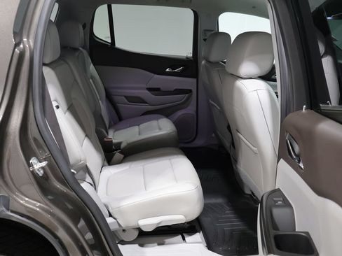 Used 2020 GMC Acadia SLT AWD/4WD image 23