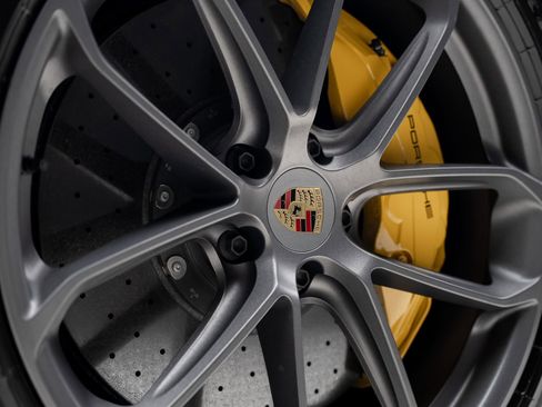 Used 2024 Porsche Cayenne Turbo GT image 22