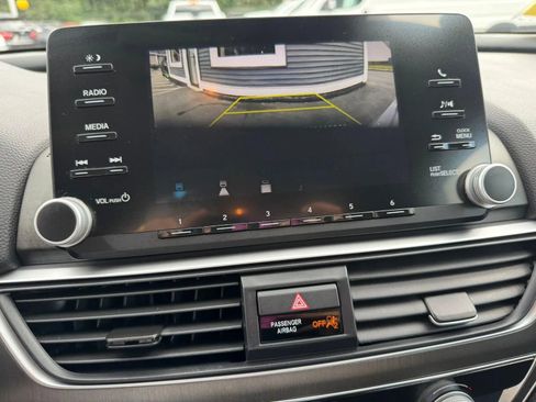 Used 2020 Honda Accord LX image 12
